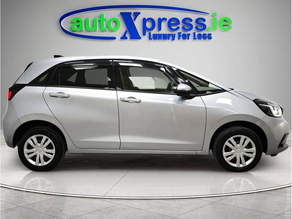2020 Honda Fit 1.5 EHEV BASIC Hybrid, Automatic, Reversing camera €16,750