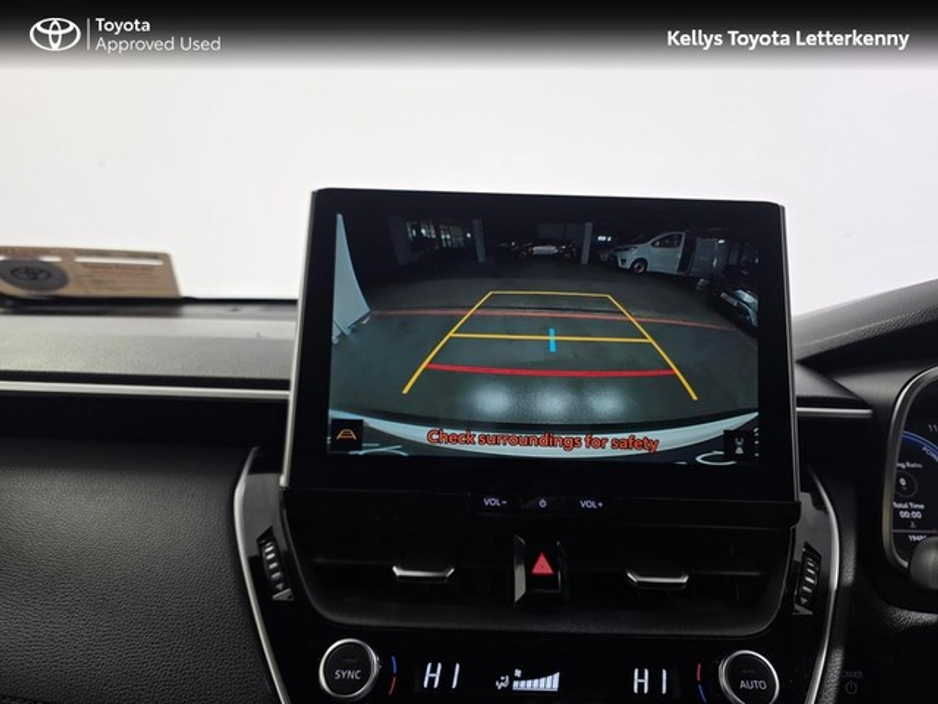 2025 Toyota Corolla Cross COROLLA CROSS 1.8 LUNA #174 €37,490