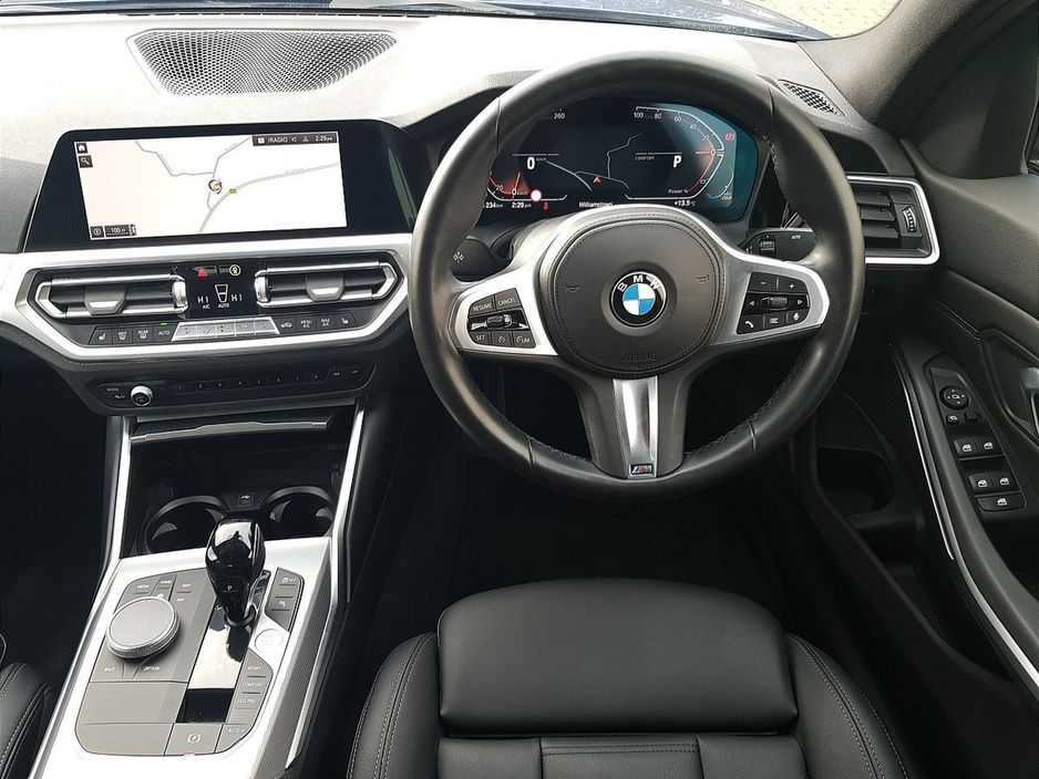 2022 BMW 3 Series 318d M Sport €39,995