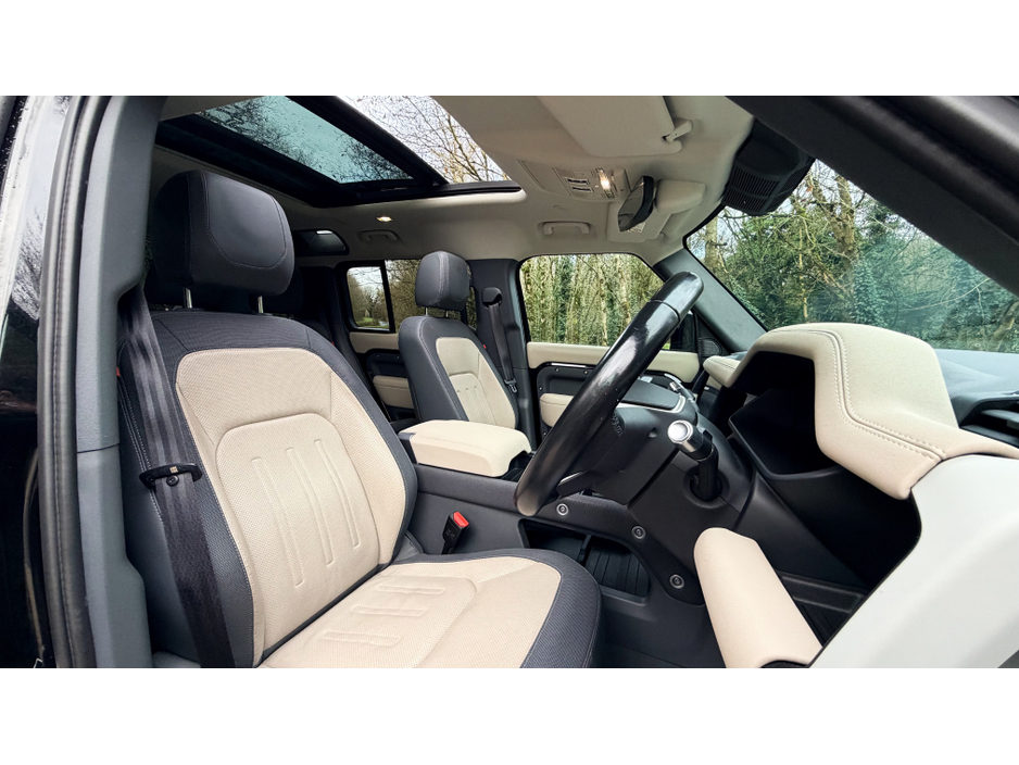 2021 Land Rover Defender 2021 (212) Land Rover Defender X DYNAMIC S P400E €69,999