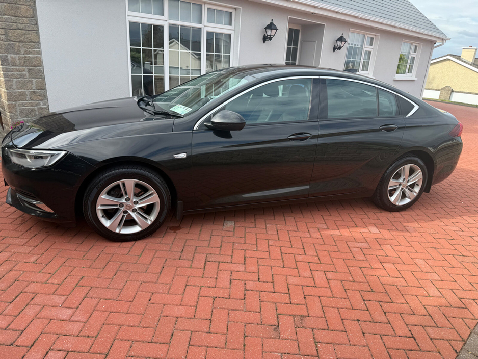 2018 Vauxhall Insignia  €12,995