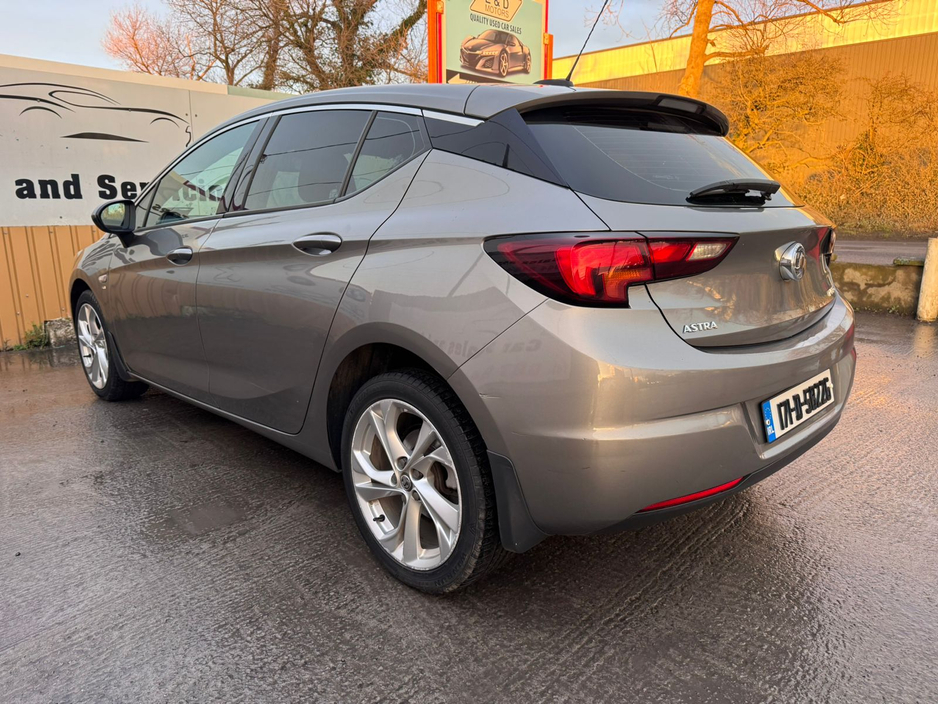 2017 Vauxhall Astra 1.4 TURBO SRI 147BHP 5DR €9,800