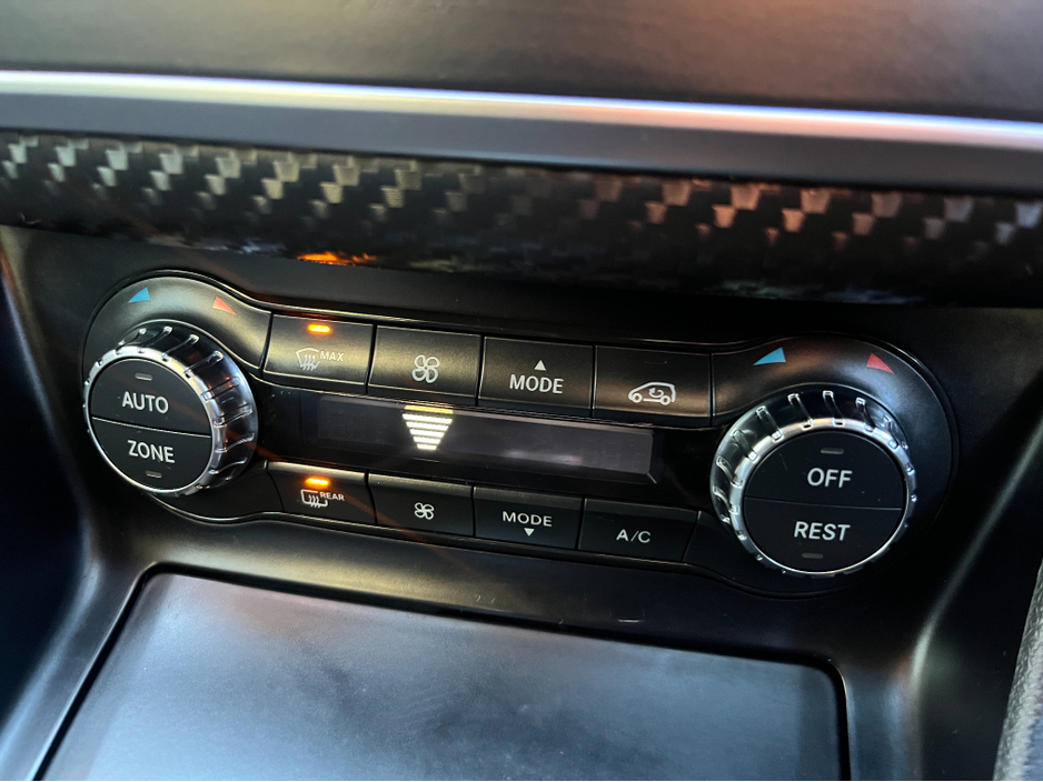 2013 Mercedes-Benz A Class A180 AMG AUTOMATIC 1.6 PETROL //HIGH SPEC//LOW MILES//FULL LEATHER ELECTRIC HEATED MEMORY SEATS//REVERSE CAMERA// €12,950