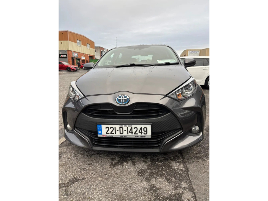 2022 Toyota Yaris 1.5 Hybrid 5Dr Luna €16,000