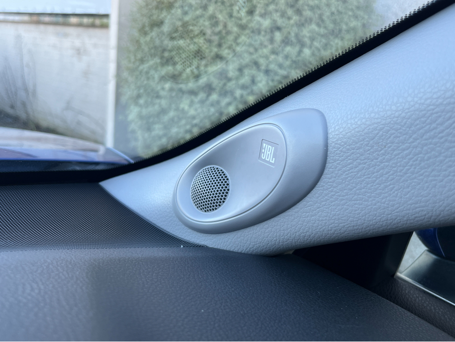 2019 Toyota Camry WS AUTOMATIC HYBRID 2.5 PETROL //MASSIVE SPEC//FULL LEATHER ELECTRIC HEATED SEATS//JBL SOUND//KEYLESS ENTRY//ADAPTIVE CRUISE CONTROL//