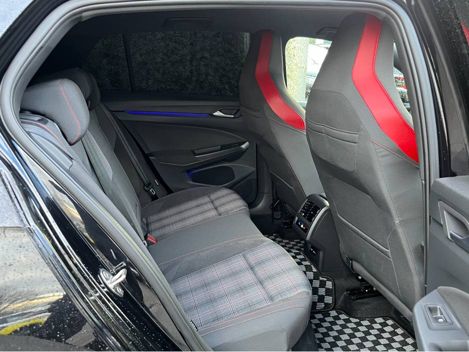 2022 Volkswagen Golf GTI AUTOMATIC 2.0 PETROL //LOW MILES//HEATED SEATS AND STEERING WHEEL//HEAD UP DISPLAY//KEYLESS ENTRY// €39,950