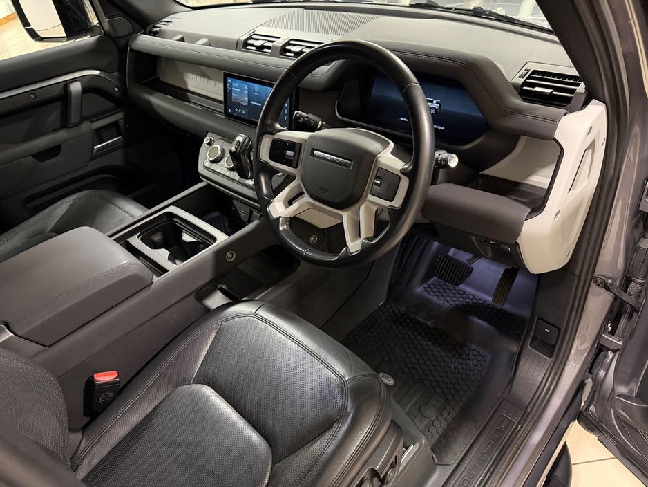 2023 Land Rover Defender 3.0 D300 COMMERCIAL 2 SEATER N1=LOW MILES//HUGE SPEC//1 OWNER=FULL LAND ROVER SERVICE HISTORY=TAILORED FINANCE PACKAGES AVAILABLE=TRADE IN'S WELCOME €64,995