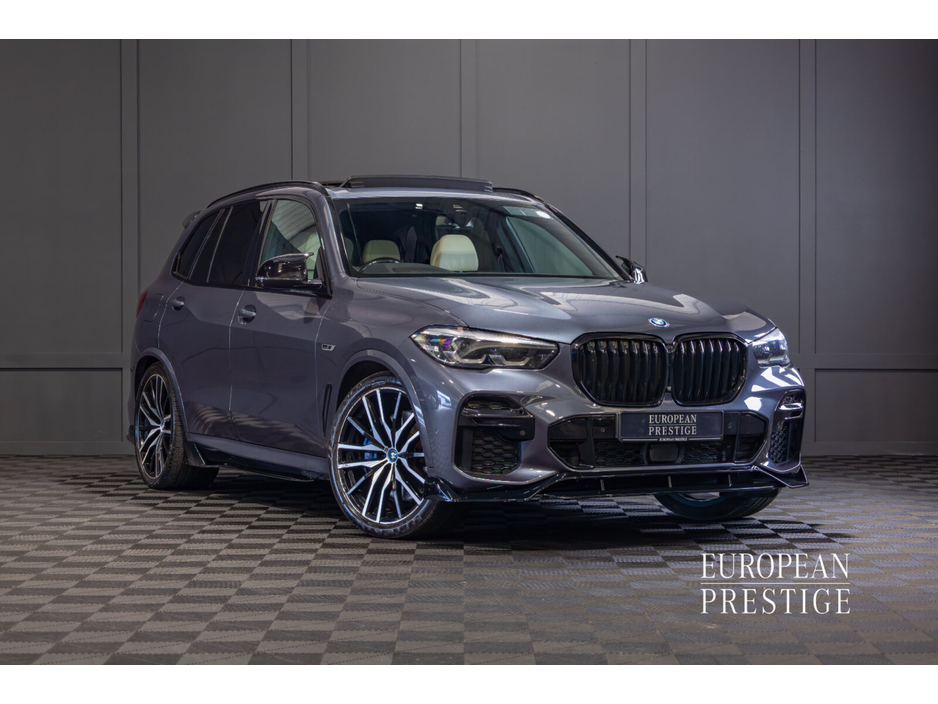 2022 BMW X5 xDrive45e M Sport €61,950
