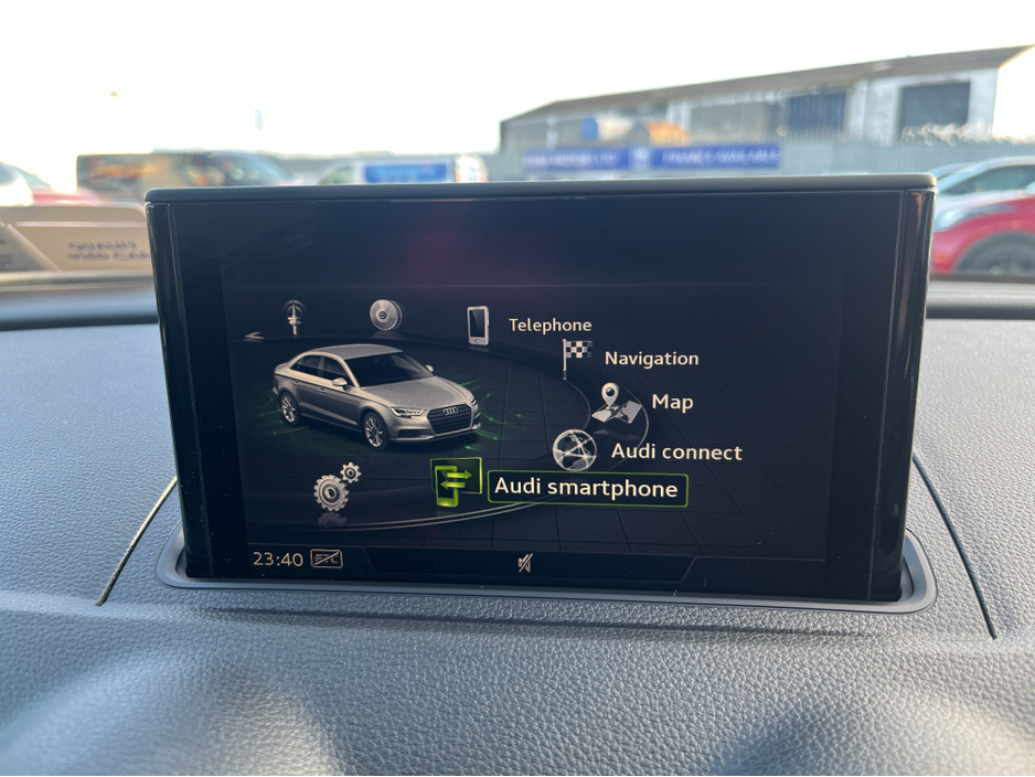 2018 Audi A3 S-LINE SALOON AUTOMATIC 1.4 PETROL //HIGH SPEC//LOW MILES//HALF LEATHER HEATED SEATS//ADAPTIVE CRUISE CONTROL//KEYLESS ENTRY// €22,950