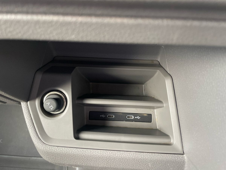 2021 Volkswagen Crafter  €21,975