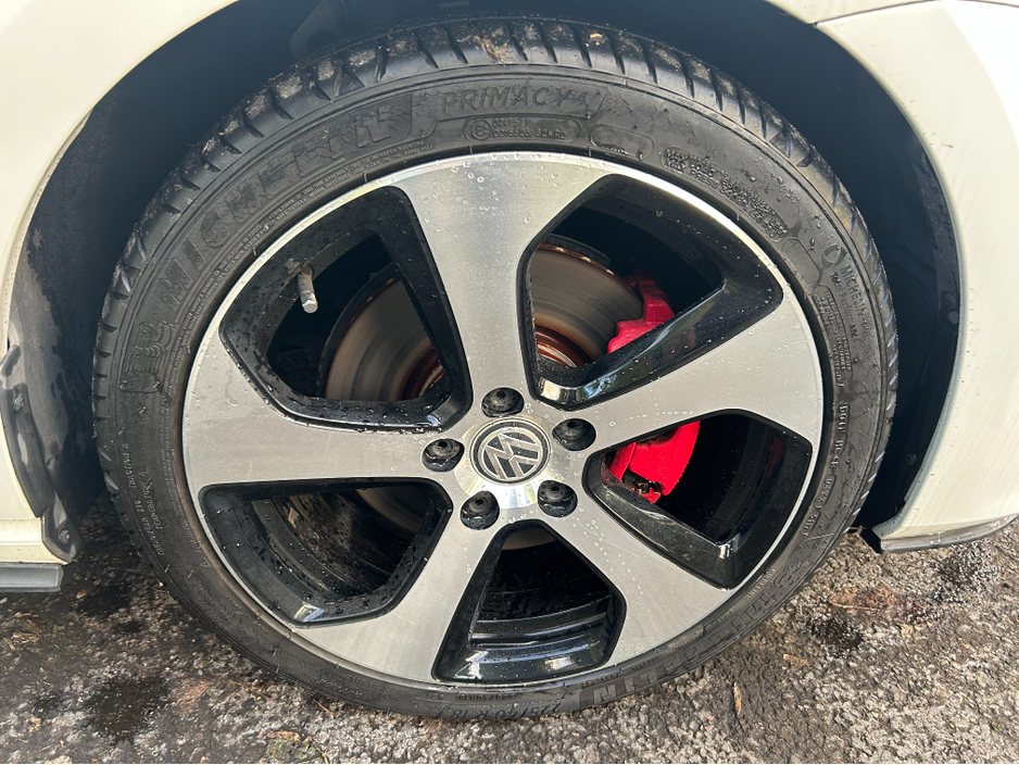 2015 Volkswagen Golf 2.0 GTI  DCC Package  DSG Automatic €18,995