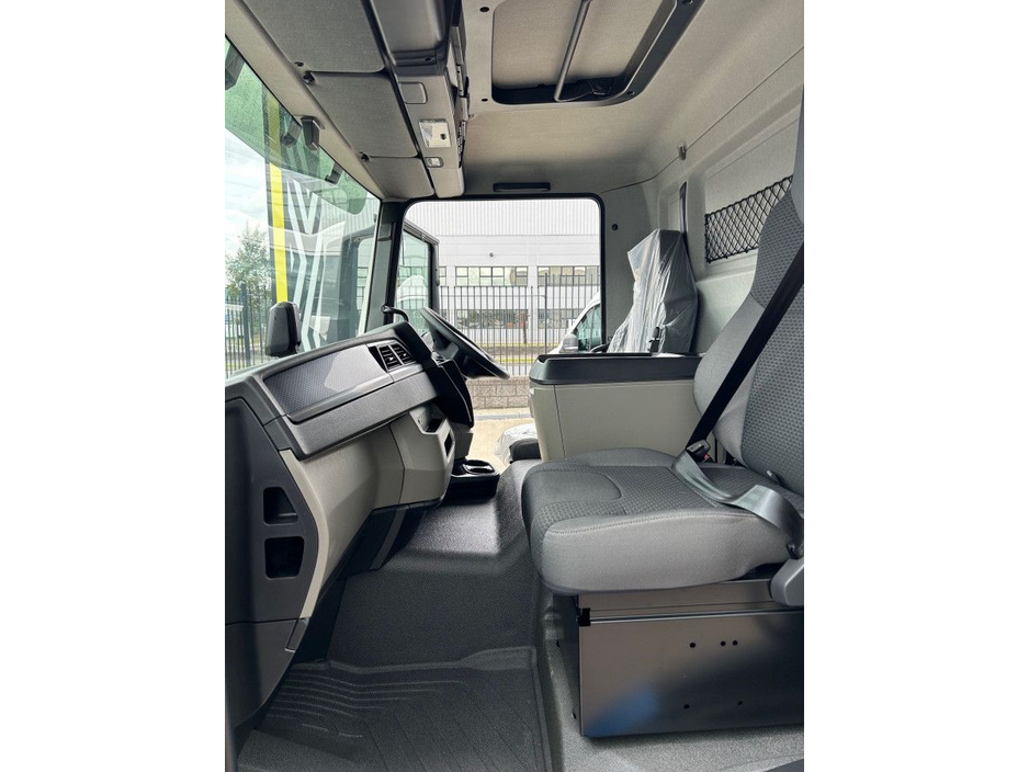 2025 MAN TGL 8.190 - 7.5T Rigid