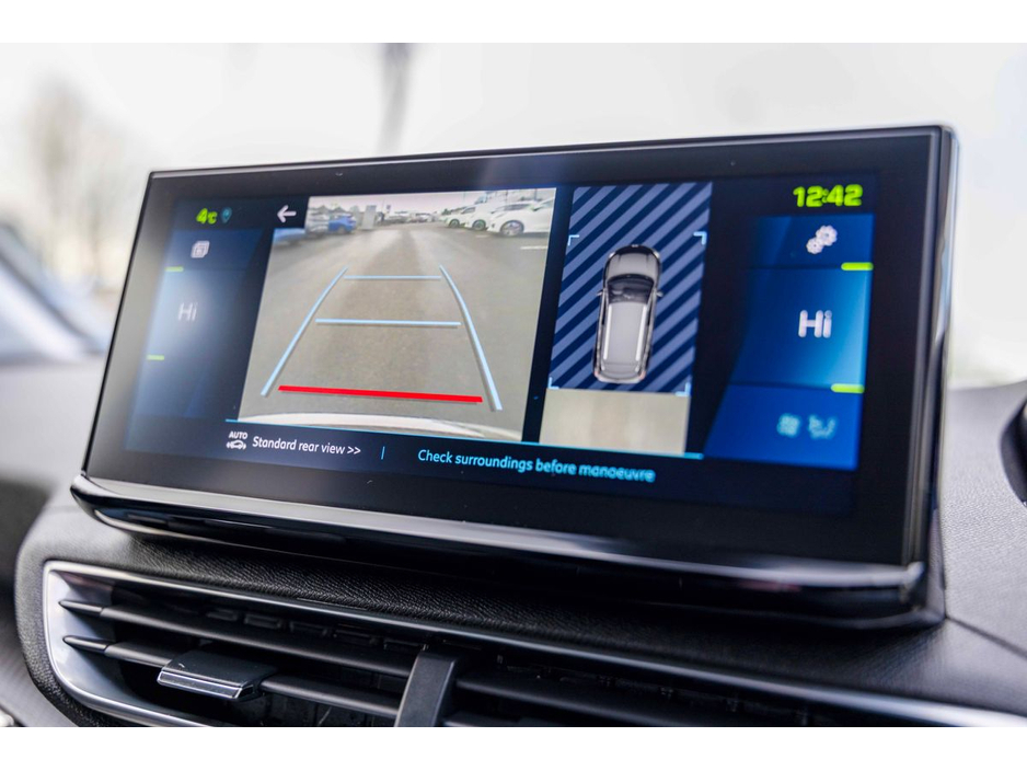 2021 Peugeot 3008 2021 Peugeot 3008 HYBRID2 PHEV 225bhp Allure €24,950