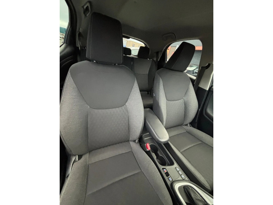 2022 Toyota Yaris 1.5 Hybrid 5Dr Luna €16,000