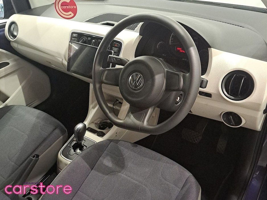 2016 Volkswagen up! 1.0 75BHP Up! Take €11,380