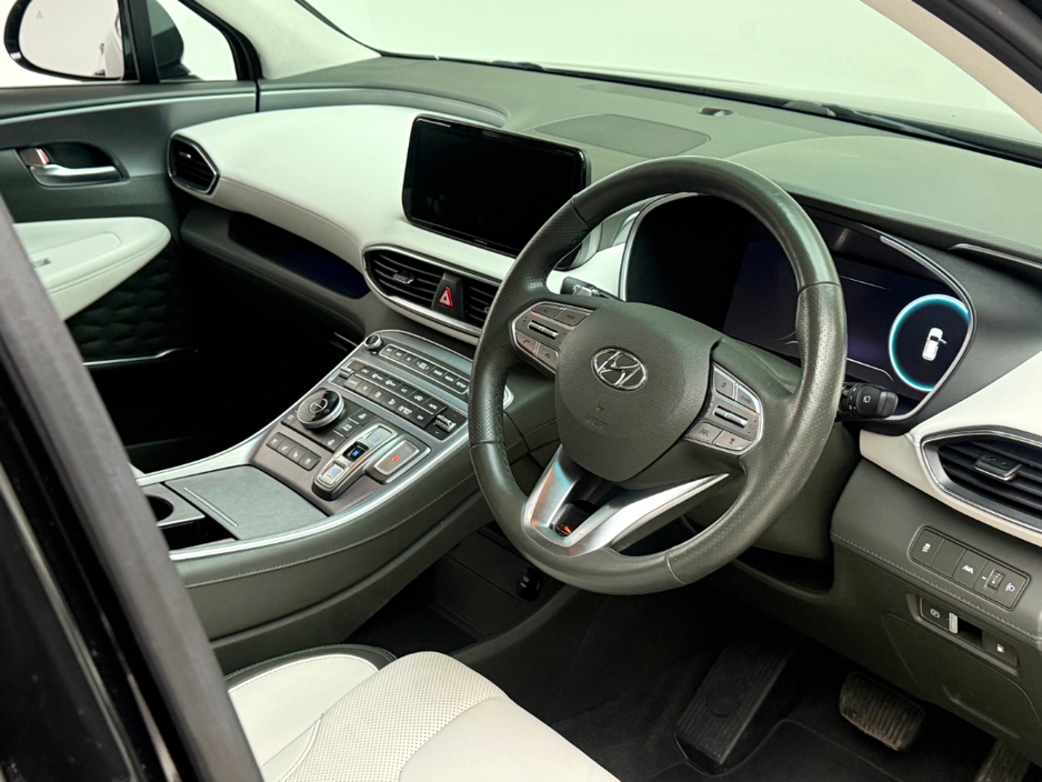 2022 Hyundai Santa Fe 1.6 PHEV *7 SEATER* €39,990