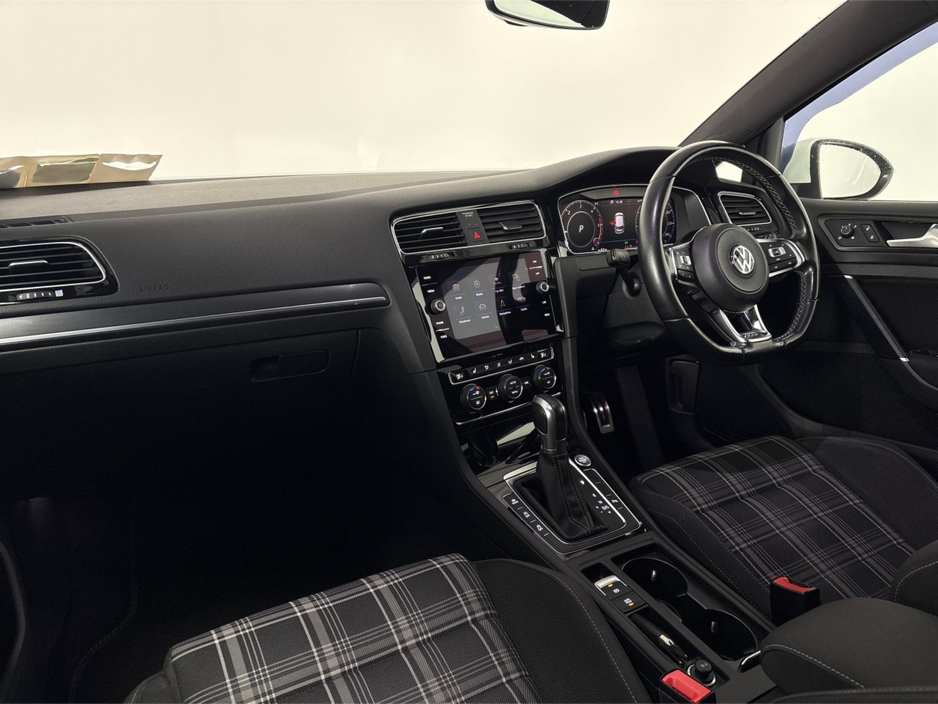 2019 Volkswagen Golf 2.0 TDI GTD DSG**DIGITAL DASH**TOUCH SCREEN MEDIA DISPLAY**REVERSE CAMERA**PARKING SENSORS**FRONT HEATED SEATS**DRIVE MODES**DUAL CLIMATE CONTROL**UPGRADED ALLOYS**KEYLESS START**FINANCE AVAILABLE** €24,995