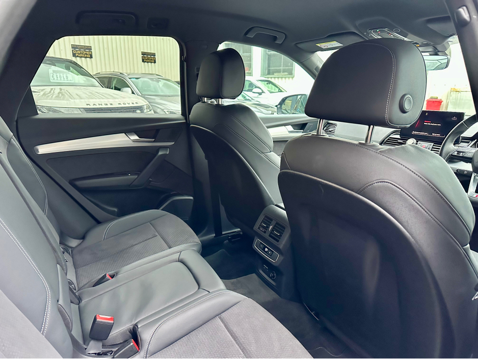 2023 Audi Q5 ++LOW KM++ TFSIe 50 QUATTRO  S LINE €49,950