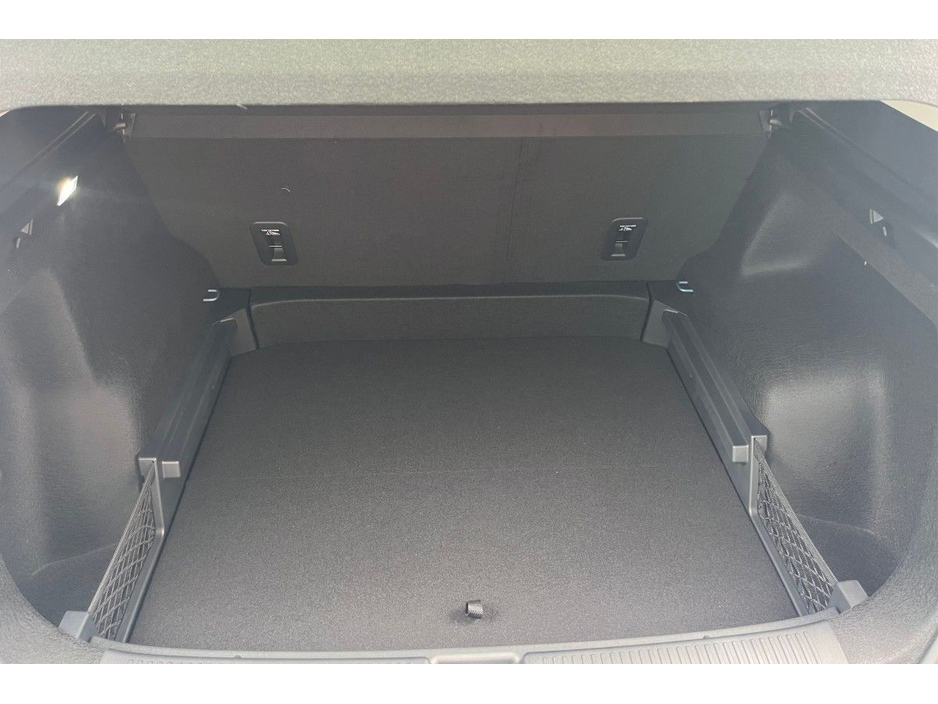 2025 MG MGS5 MGS5 EV LR - EXCLUSIVE 5DR AUT €31,945