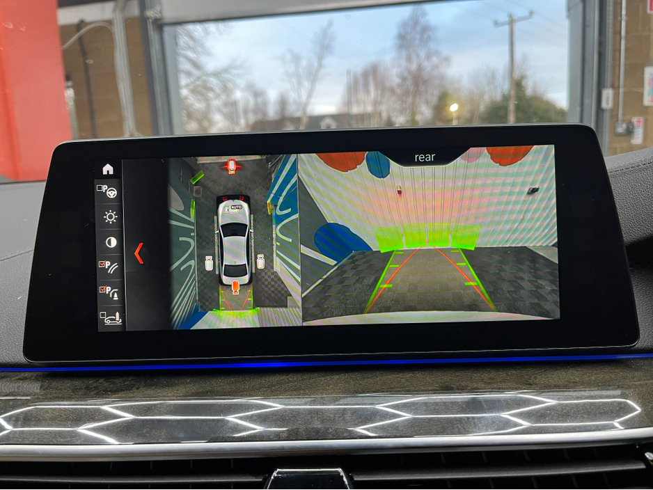 2018 BMW 5 Series €23950! 2018 BMW 530E LUXURY iPERFORMANCE 2.0 AUTOMATIC / CRUISE CONTROL / 360° CAMERA / PADDLE SHIFTERS / ELECTRIC MEMORY & HEATED SEATS €23,950