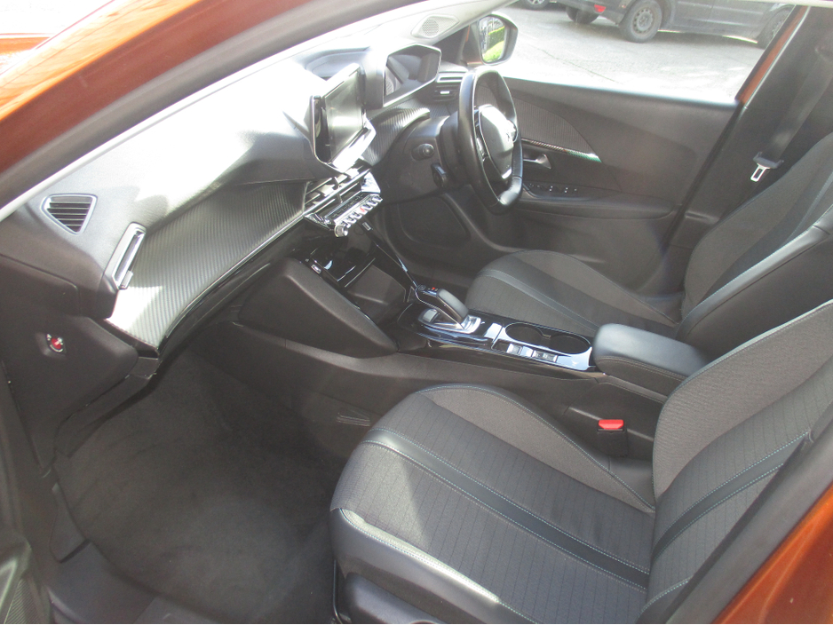 2021 Peugeot 2008 ALLURE 136BHP 50 KWH 4DR AUTO €10,950