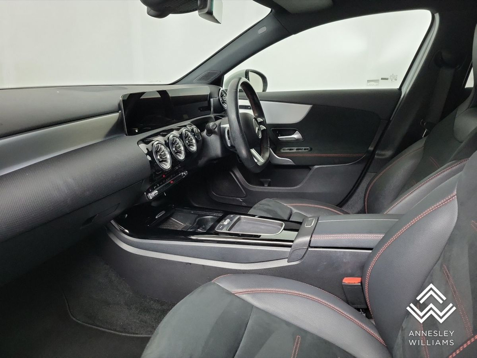 2024 Mercedes-Benz A Class A250e AMG Line Executive €39,950