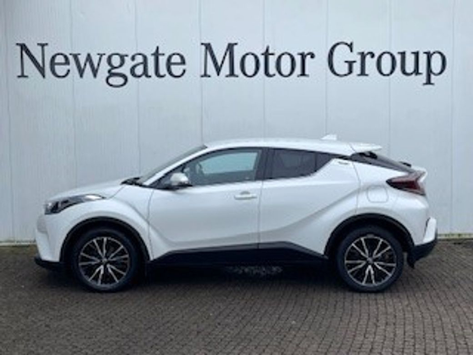 2022 Toyota C-HR 1.8 Hybrid Sol €25,950