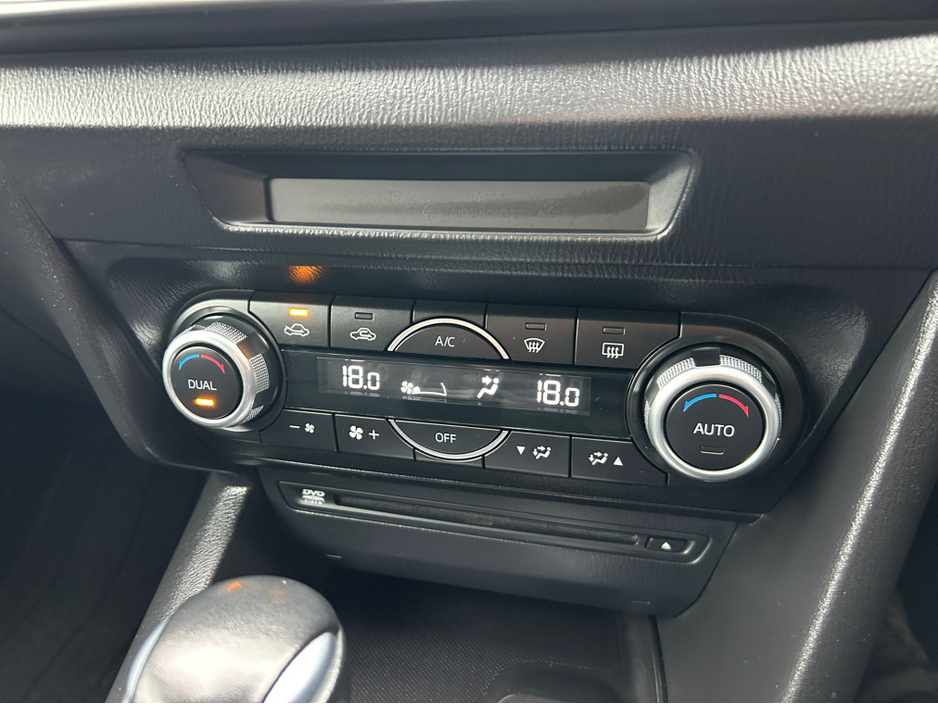 2019 Mazda Mazda3 AXELA AUTOMATIC 1.5 PETROL //ADAPTIVE CRUISE CONTROL//REVERSE CAMERA//KEYLESS ENTRY// €16,950