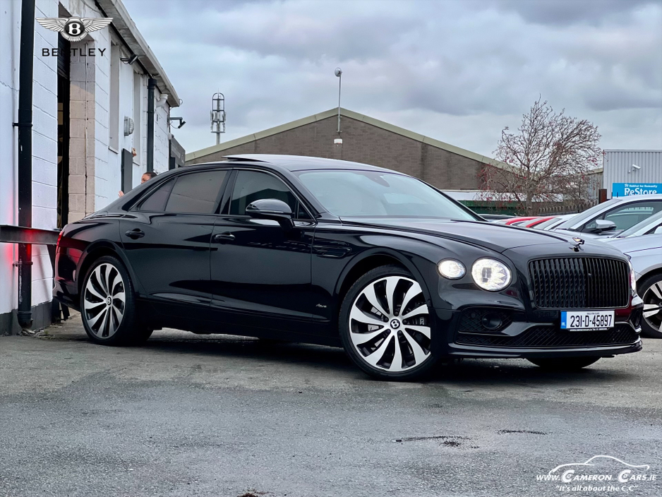 2023 Bentley Flying Spur AZURE €209,950