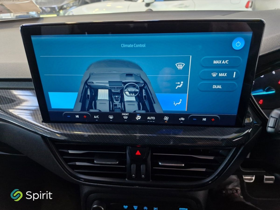 2024 Ford Focus ST-LINE €25,900