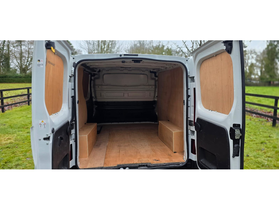 2023 Renault Trafic  €19,995