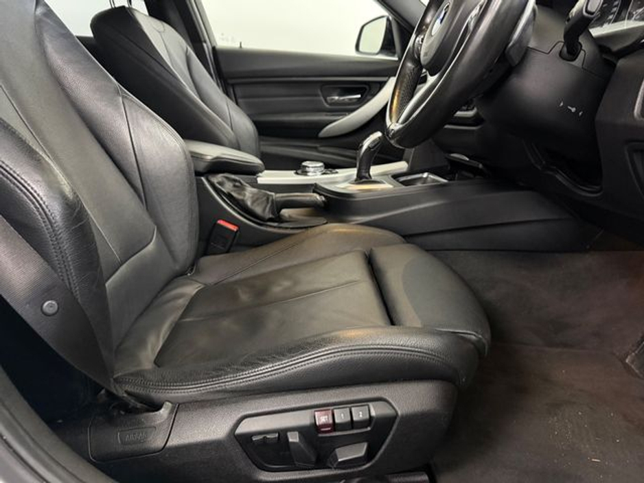 2015 BMW 3 Series 2.0 Automatic Low Mileage Upgraded Lip Kit €17,777