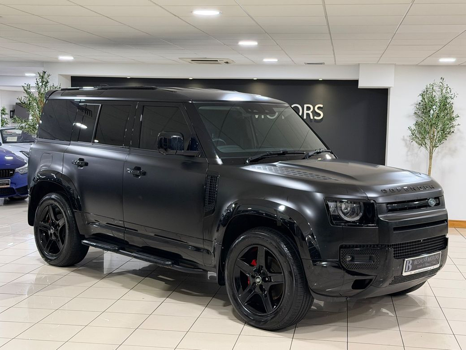 2023 Land Rover Defender 3.0 D300 SE COMMERCIAL 3 SEATER N1=LOW MILES//HUGE SPEC//1 OWNER=FULL LAND ROVER SERVICE HISTORY=TAILORED FINANCE PACKAGES AVAILABLE=TRADE IN'S WELCOM €59,995