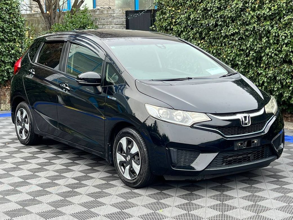 2016 Honda Fit L-PACKAGE 1.5 HYBRID // SERVICE HISTORY // CRUISE CONTROL // REVERSE CAMERA €10,950