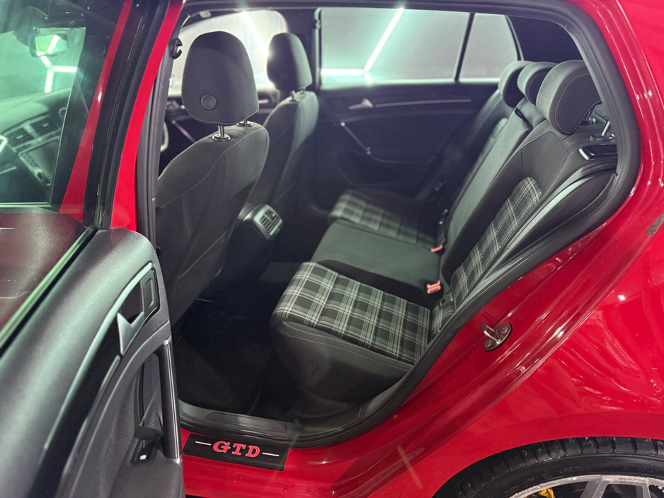 2016 Volkswagen Golf 2.0 TDI GTD €10,950