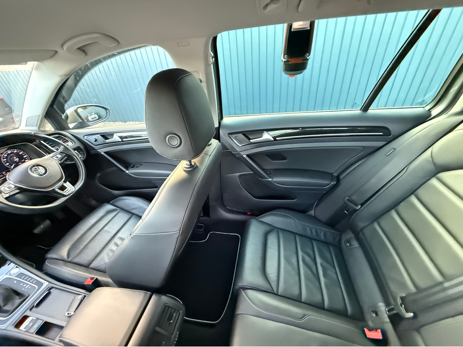 2019 Volkswagen Golf HIGHLINE PRO - 2.0L DIESEL - AUTO - 12M WARRANTY - CAR: 1600 €21,950