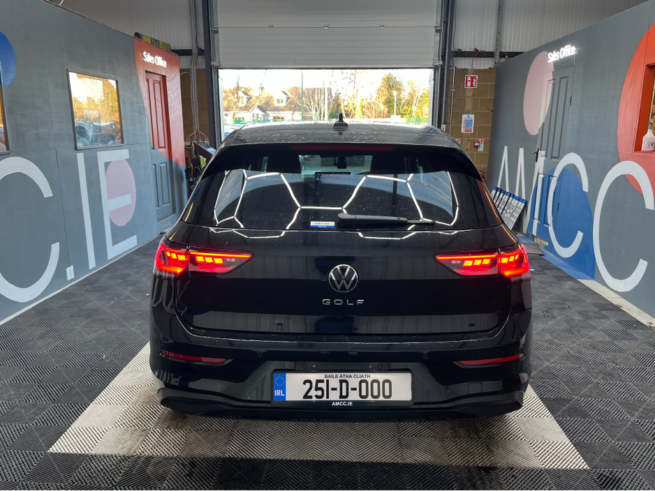 2025 Volkswagen Golf €38950 2025 VOLKSWAGEN GOLF TDI ACTIVE ADVANCE 2.0 AUTOMATIC / CRUISE CONTROL / HEATED SEATS / REVERSE CAMERA €38,950