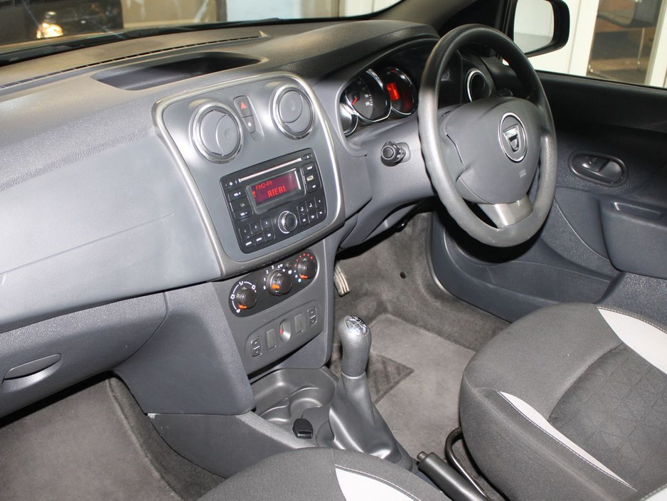 2017 Dacia Sandero Stepway Alternative 1.5 DCI 90 €8,750