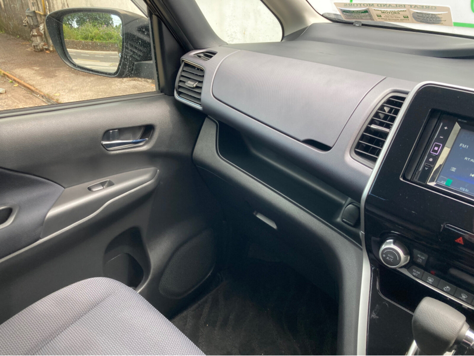 2017 Nissan Serena 2.0i HYBRID 8 SEATER PETROL AUTOMATIC €18,900