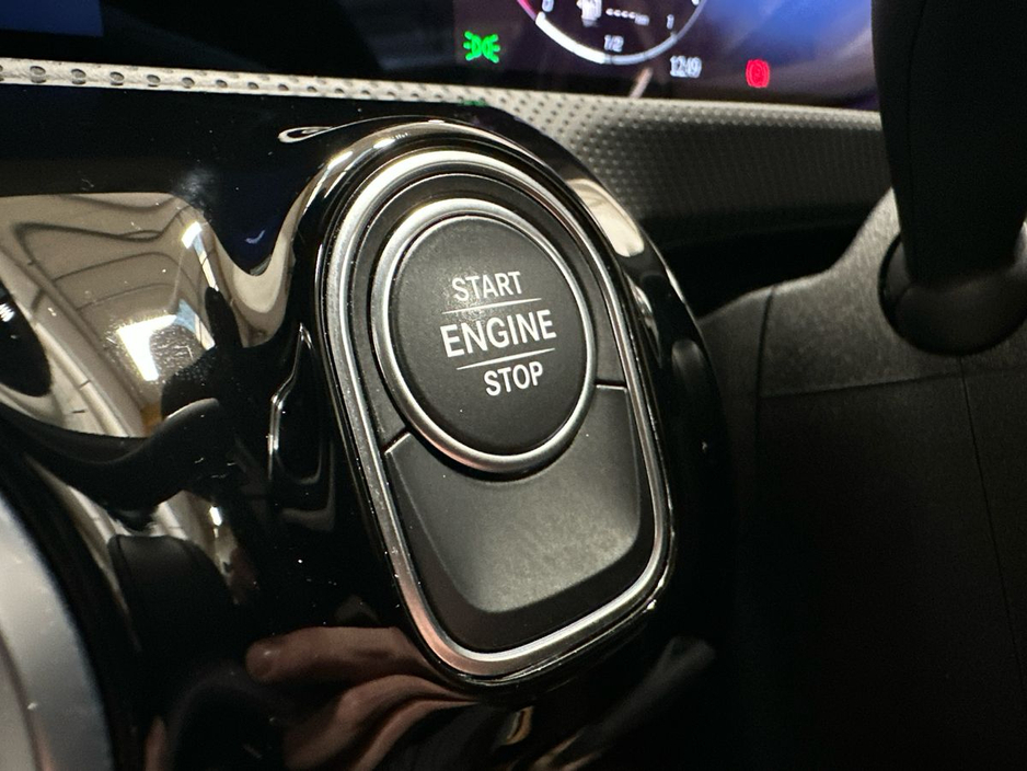 2024 Mercedes-Benz CLA Class CLA250 e AMG Line Executive 15.6 kWh PHEV €45,900