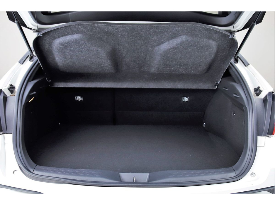 2018 Toyota C-HR 1.8 HYBRID *BI-TONE ROOF*HALF LEATHER*10"ANDROID CAR PLAYER* €21,490