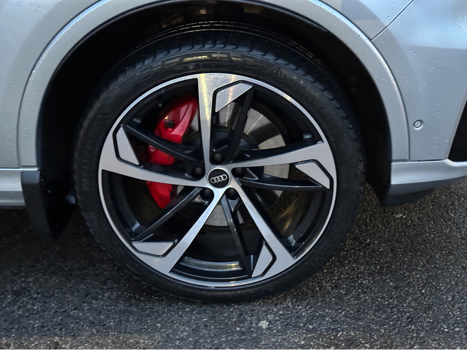 2024 Audi Q7 45 TDI 231 Q TIP S LINE 4DR €99,950