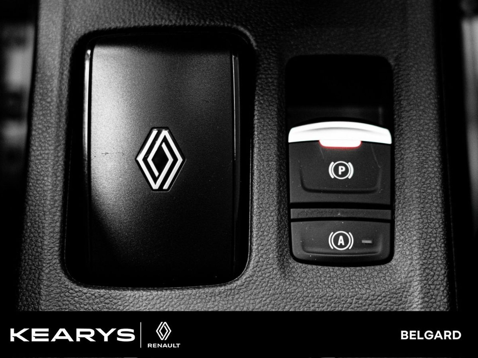 2026 Renault Captur Order your 261 Techno Full Hybrid E-Tech 160 TODAY! €36,190