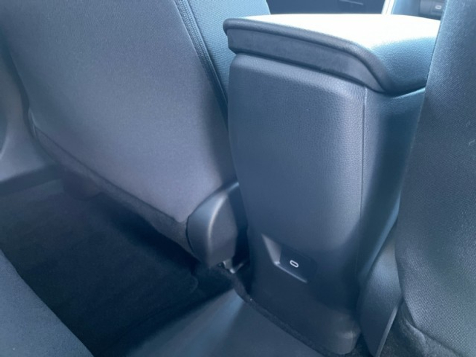 2025 Toyota C-HR PHEV - Save EUR 5,210 - Plug In Hybrid + Side Steps Valued @ EUR 830 - 252 Plate - Sport Edition // Remote Central Locking // Front Electric Windows // Rear Electric Windows // Electric Mirrors // Pow €40,650