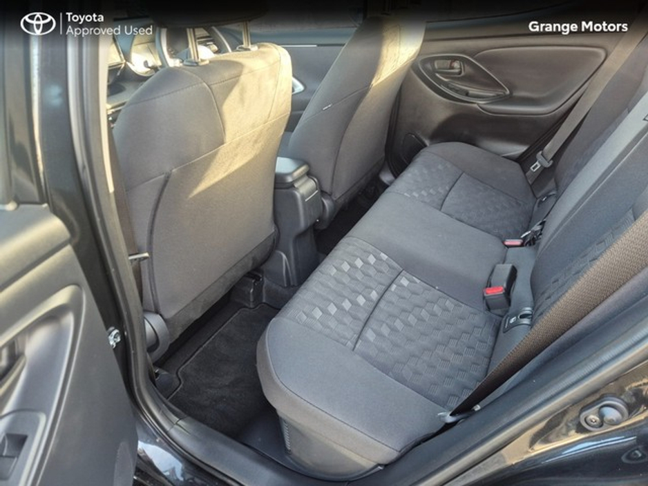 2025 Toyota Yaris 1.5 HYBRID 5DR LUNA*DEMO MODEL* €27,950