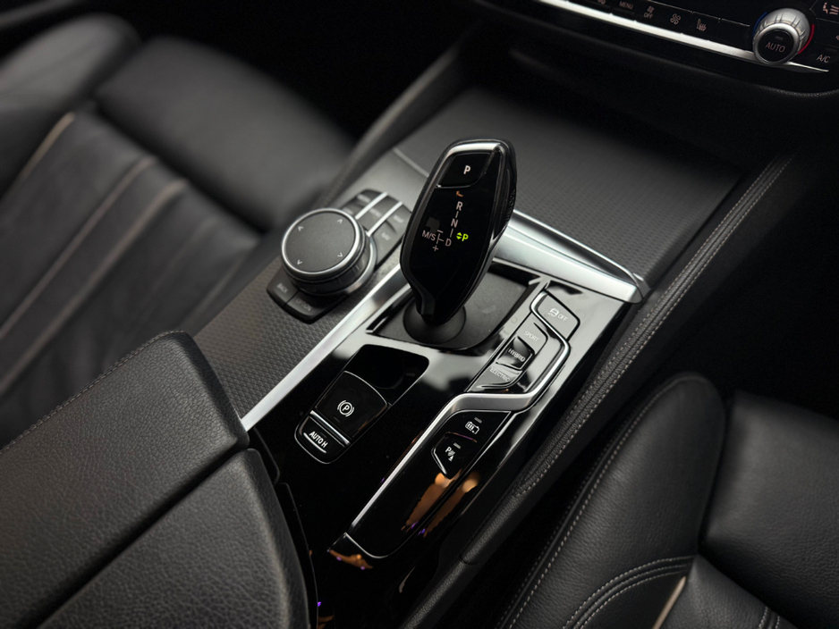 2021 BMW 5 Series 530E M SPORT €36,990