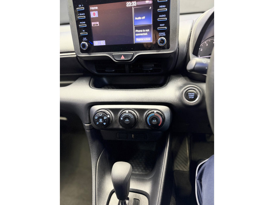 2020 Toyota Yaris 1.0 VVT-i 3Dr Terra €15,900