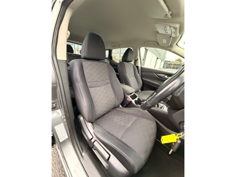 2015 Nissan Qashqai 1.5 SV E6 4DR €8,950