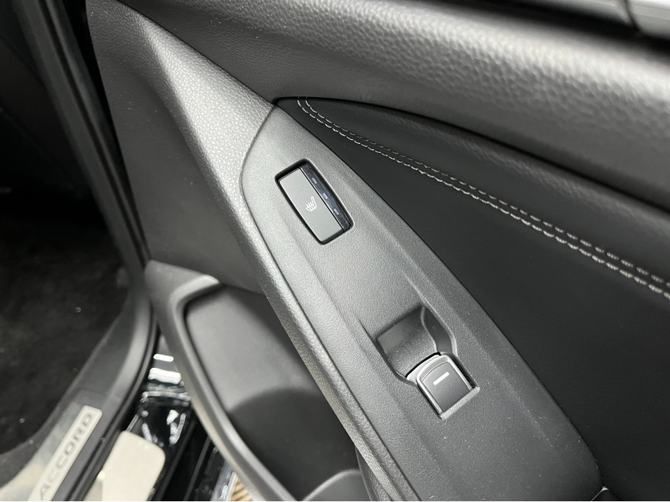 2022 Honda Accord €33950! 2022 HONDA ACCORD EX 2.0 AUTOMATIC / CRUISE CONTROL / REVERSE CAMERA / ELECTRIC MEMORY & HEATED SEATS €33,950