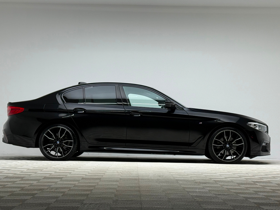 2019 BMW 5 Series 520D M SPORT €29,990